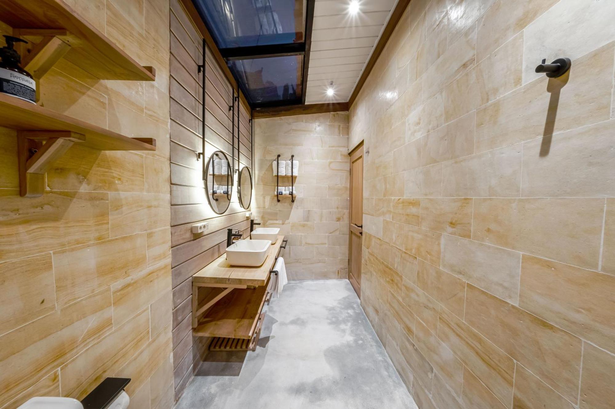 Nyaman Villas By Evdekimi Ubud Bilik gambar